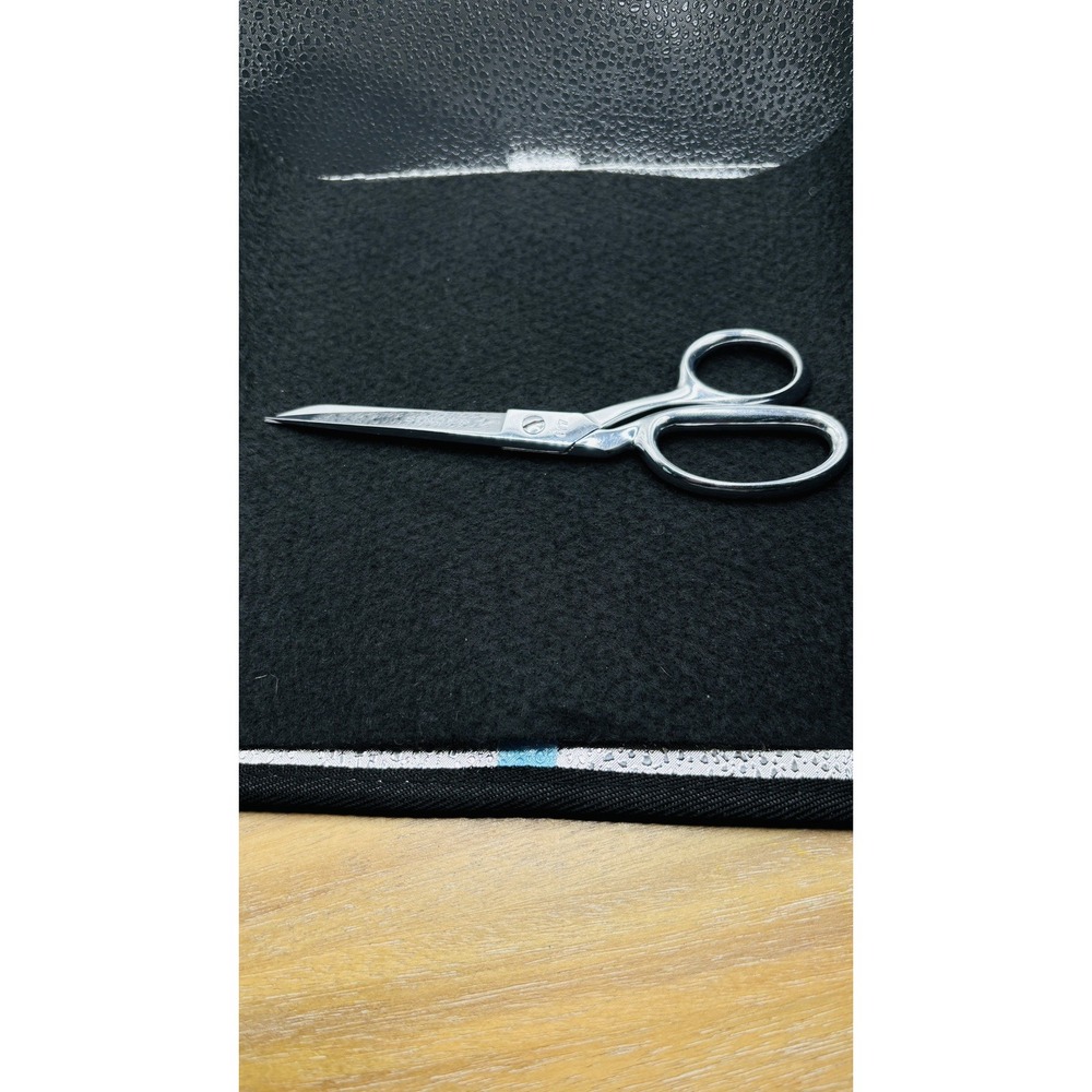 SINGER 617 Dressmakers Shears MADE IN BRAZIL 7 1/4" LENGTH Seamstress